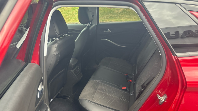 Vauxhall Grandland 1.2 Turbo Ultimate 5dr Petrol Hatchback